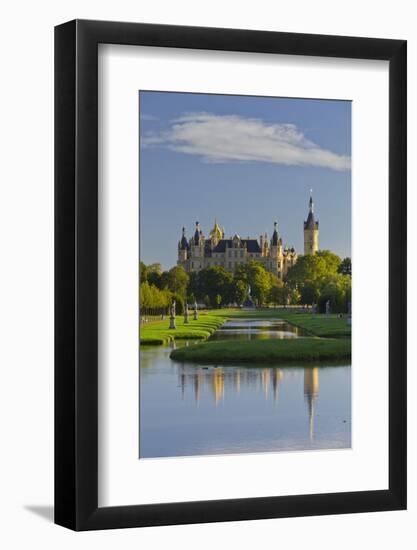 Schwerin Castle, Schwerin (Capital), Mecklenburg-Western Pomerania, Germany-Rainer Mirau-Framed Photographic Print