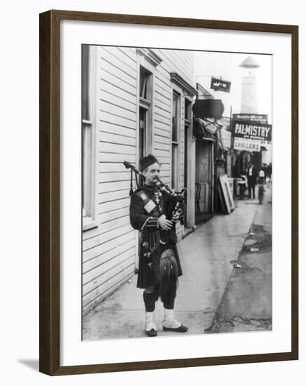 Scottish Bagpiper-Irving Underhill-Framed Photo