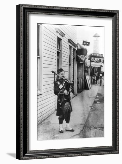 Scottish Bagpiper-Irving Underhill-Framed Art Print