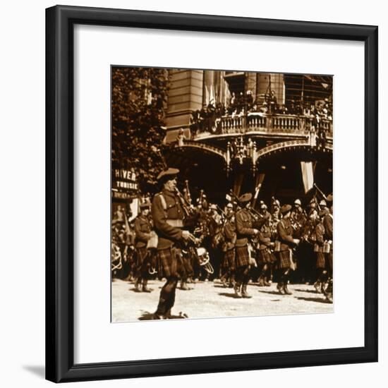 Scottish soldiers, 14 July 1919-Unknown-Framed Photographic Print