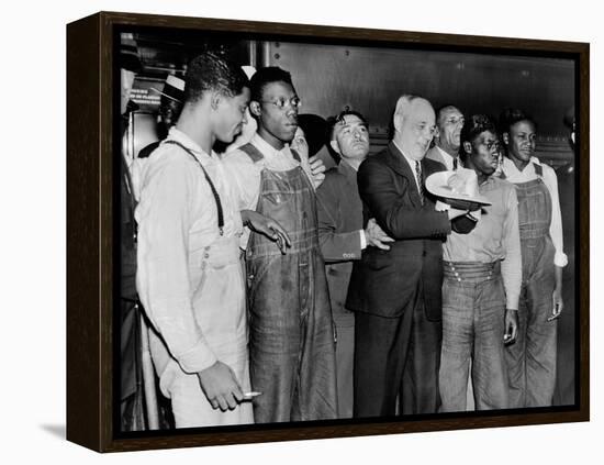 'Scottsboro Boys' and Radical Lawyer Samuel Leibowitz Cheer at Penn Station-null-Framed Stretched Canvas