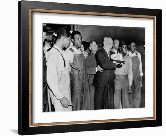 'Scottsboro Boys' and Radical Lawyer Samuel Leibowitz Cheer at Penn Station-null-Framed Photo