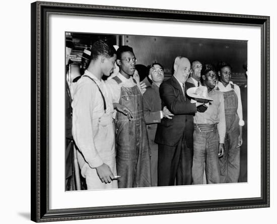 'Scottsboro Boys' and Radical Lawyer Samuel Leibowitz Cheer at Penn Station-null-Framed Photo