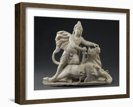 Sculpture : Mithra immolant le taureau (provient du Mithraeum de Sidon)-null-Framed Giclee Print