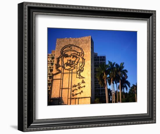 Sculpture of Che Guevara in the Plaza De La Revolucion, Havana, Cuba-Charlotte Hindle-Framed Photographic Print