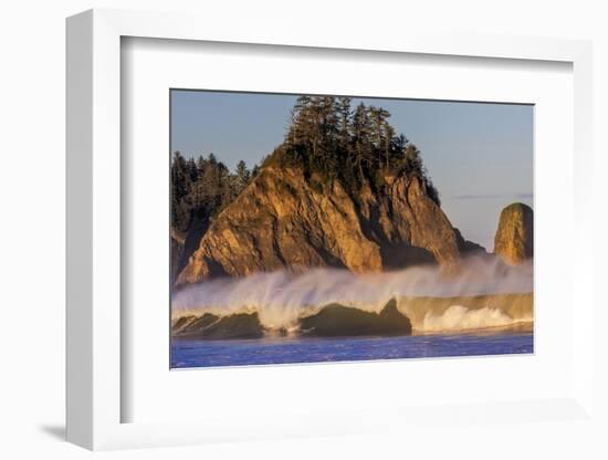 Sea stacks and waves on Rialto Beach, Olympic National Park, Washington State, USA-Chuck Haney-Framed Photographic Print