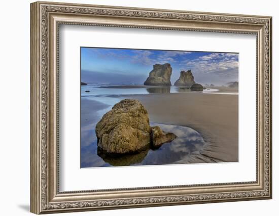 Sea Stacks on Bandon Beach in Bandon, Oregon, USA-Chuck Haney-Framed Photographic Print