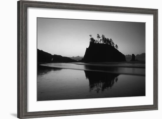 Sea Stacks, Second Beach, Olympic National Park, Washington, USA-Inger Hogstrom-Framed Photographic Print