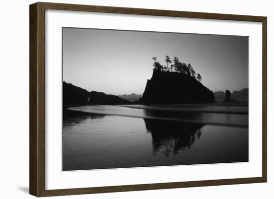 Sea Stacks, Second Beach, Olympic National Park, Washington, USA-Inger Hogstrom-Framed Photographic Print