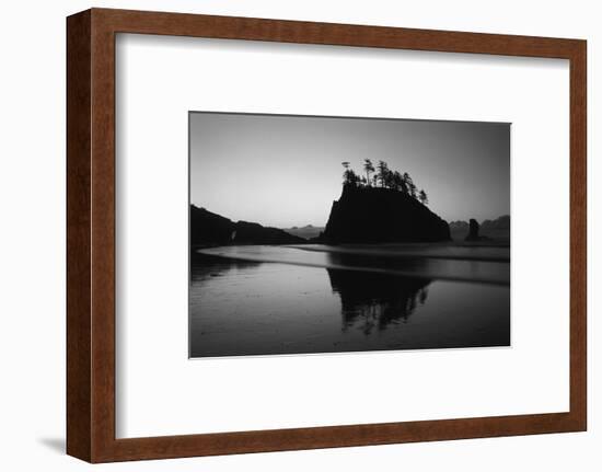 Sea Stacks, Second Beach, Olympic National Park, Washington, USA-Inger Hogstrom-Framed Photographic Print