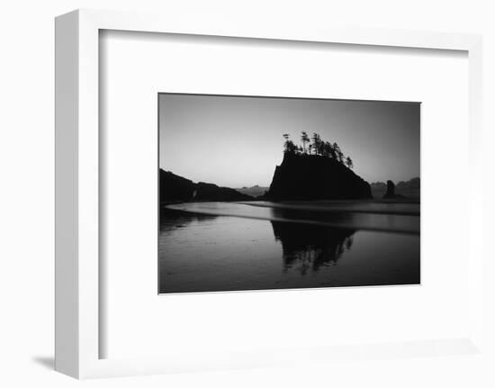 Sea Stacks, Second Beach, Olympic National Park, Washington, USA-Inger Hogstrom-Framed Photographic Print