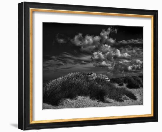 Seaside rendez-vous ...-Yvette Depaepe-Framed Photographic Print