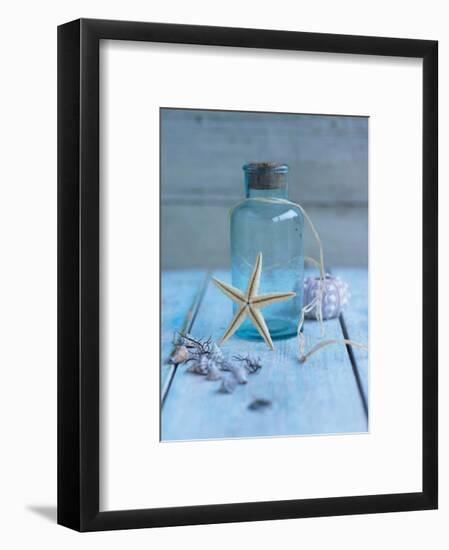 Seaside Treasure-Howard Shooter-Framed Art Print