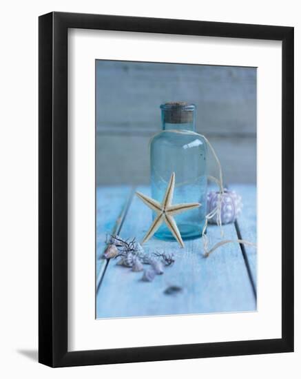 Seaside Treasure-Howard Shooter-Framed Art Print