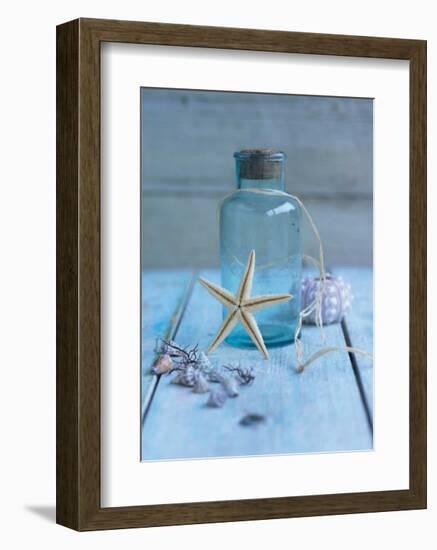 Seaside Treasure-Howard Shooter-Framed Art Print