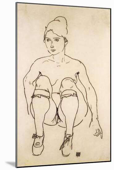 Seated Nude with Shoes and Stockings; Sitzende Akt Mit Schuhen Und Strumpfen, 1918-Egon Schiele-Mounted Giclee Print