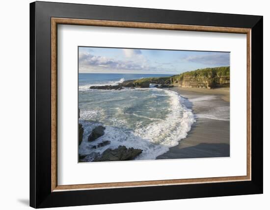 Secluded beach marking the end of the Truman Track, Punakaiki, Paparoa National Park, Buller distri-Ruth Tomlinson-Framed Photographic Print