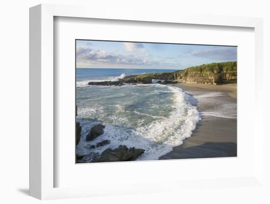 Secluded beach marking the end of the Truman Track, Punakaiki, Paparoa National Park, Buller distri-Ruth Tomlinson-Framed Photographic Print