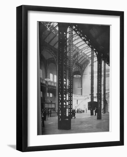 Secondary concourse, Chicago Union Station, Illinois, 1926-null-Framed Photographic Print