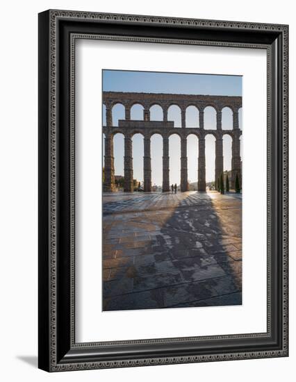 Segovia's Ancient Roman Aqueduct, Segovia, Castilla Y Leon, Spain, Europe-Martin Child-Framed Photographic Print