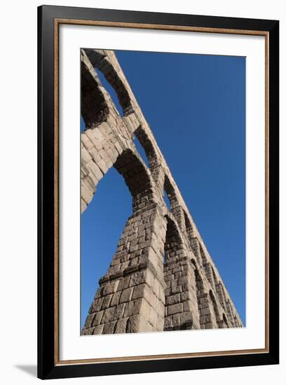 Segovia's Ancient Roman Aqueduct, Segovia, Castilla Y Leon, Spain, Europe-Martin Child-Framed Photographic Print