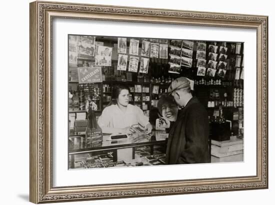 Selling Cigars-Lewis Wickes Hine-Framed Photo