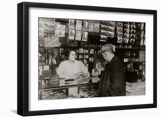 Selling Cigars-Lewis Wickes Hine-Framed Photo