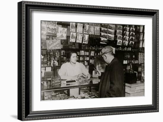 Selling Cigars-Lewis Wickes Hine-Framed Photo