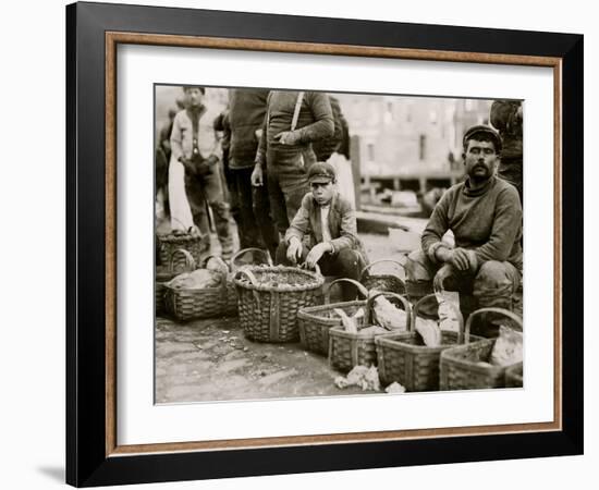 Selling Fish-Lewis Wickes Hine-Framed Photo