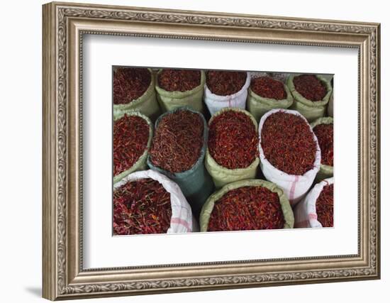 Selling Red Peppers at the Market, Pakokku, Magway Region, Myanmar-Keren Su-Framed Photographic Print