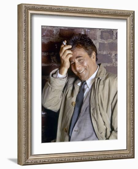 serie televisee Columbo with Peter Falk (inspecteur Columbo), 1968- 1978 (photo)-null-Framed Photo