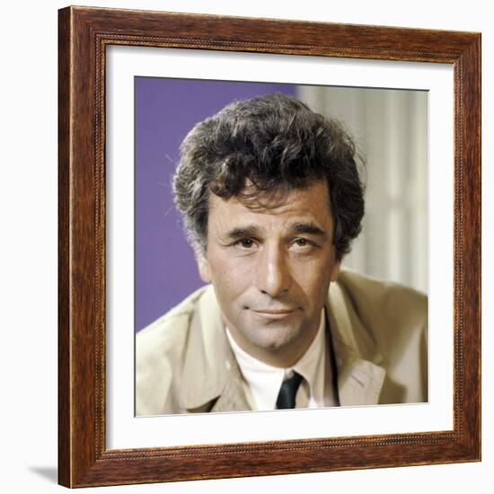 Serie televisee Columbo with Peter Falk (inspecteur Columbo), 1971-2003 (photo)-null-Framed Photo