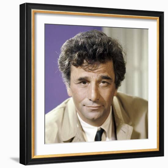 Serie televisee Columbo with Peter Falk (inspecteur Columbo), 1971-2003 (photo)-null-Framed Photo