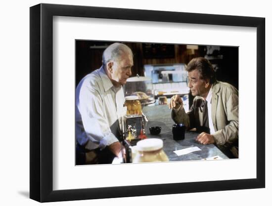 Serie televisee COLUMBO with Peter Falk (inspecteur Columbo), 1971-2003 (photo)-null-Framed Photo