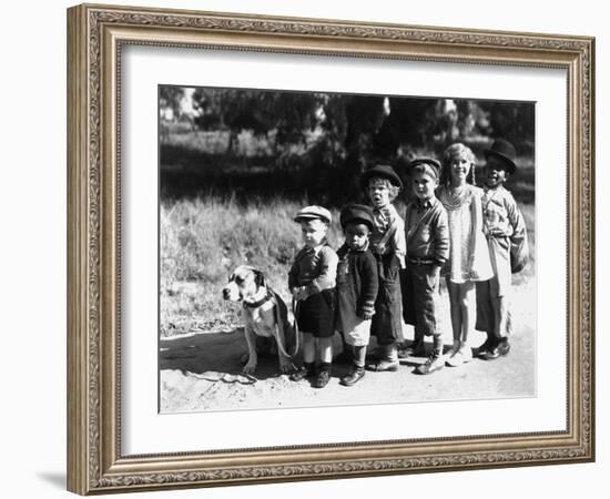 Serie Televisee Les Petites Canailles the Little Rascals, 1933-null-Framed Photo