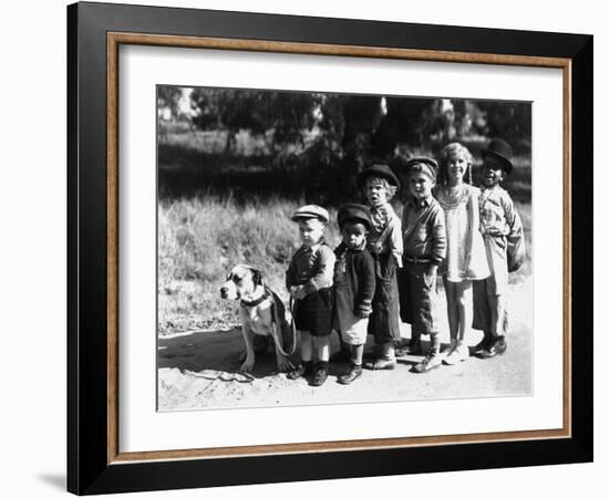 Serie Televisee Les Petites Canailles the Little Rascals, 1933-null-Framed Photo