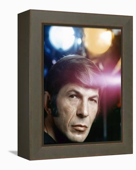 Serie televisee Mission Impossible (Saison 5) with Leonard Nimoy, 1971 (photo)-null-Framed Stretched Canvas