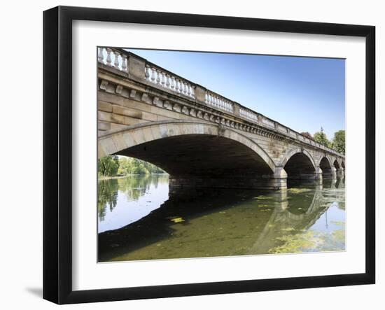 Serpentine Bridge, Hyde Park, London, England, United Kingdom, Europe-Amanda Hall-Framed Photographic Print