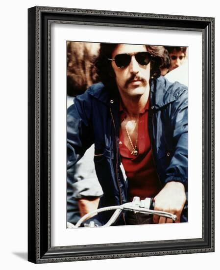 Serpico, Al Pacino, 1973-null-Framed Photo