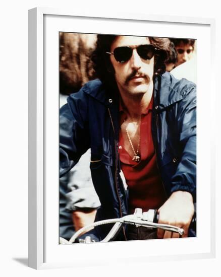 Serpico, Al Pacino, 1973-null-Framed Photo