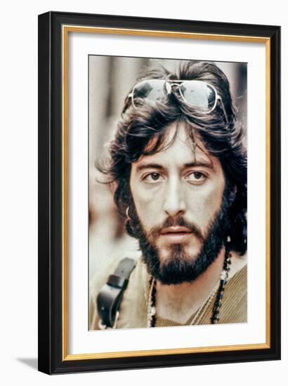 Serpico, Al Pacino, 1973-null-Framed Premium Photographic Print