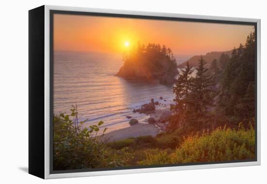 Setting Sun at Trinidad, Northern California Coast-Vincent James-Framed Premier Image Canvas