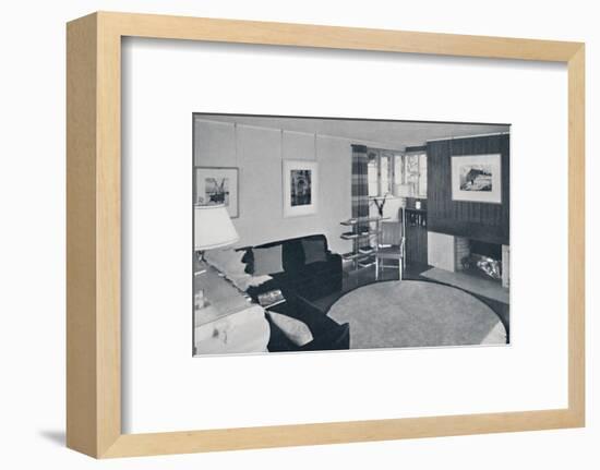 Sewall Smith. Living-room in the architect's own home at Niagara Falls, N.Y.-Unknown-Framed Photographic Print