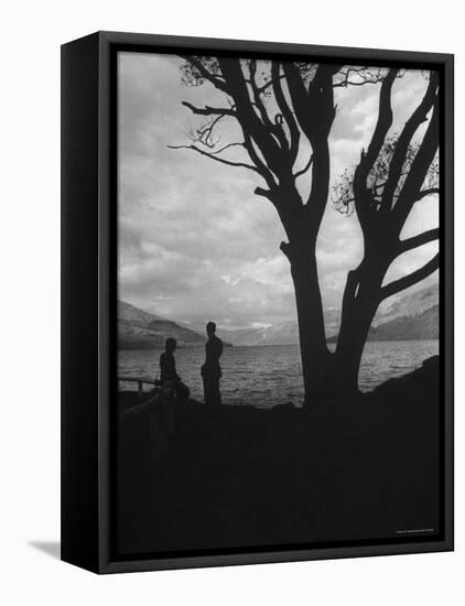 Sgt. Vincent Cafarella and Red Cross Worker Alice Sunbarger on Famous Banks of Lock Lomond-Hans Wild-Framed Premier Image Canvas