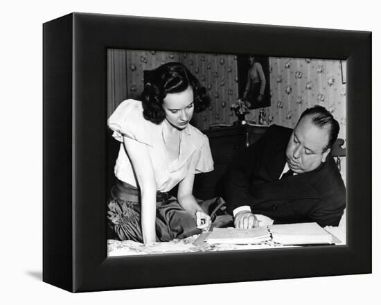 SHADOW OF A DOUBT, 1943 directed by ALFRED HITCHCOCK On the set,Alfred Hitchcock directs Teresa Wri-null-Framed Stretched Canvas