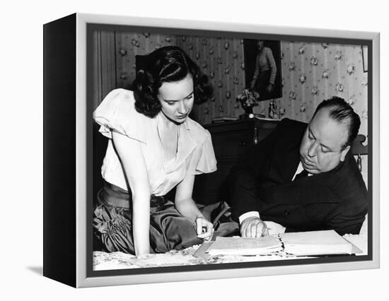 SHADOW OF A DOUBT, 1943 directed by ALFRED HITCHCOCK On the set,Alfred Hitchcock directs Teresa Wri-null-Framed Stretched Canvas