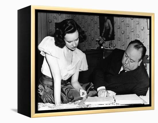 SHADOW OF A DOUBT, 1943 directed by ALFRED HITCHCOCK On the set,Alfred Hitchcock directs Teresa Wri-null-Framed Stretched Canvas