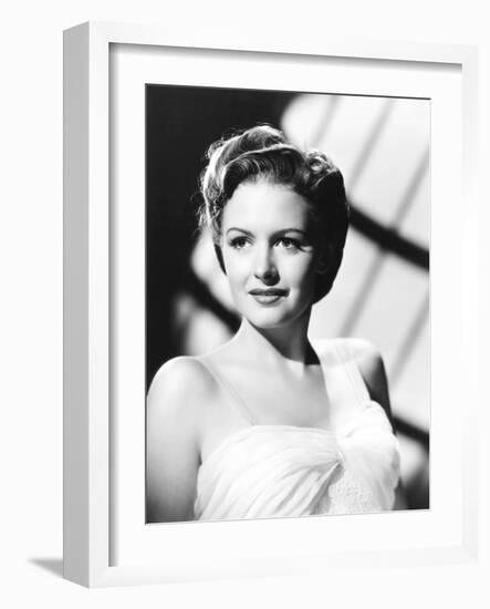 Shadow of the Thin Man, Donna Reed, 1941-null-Framed Premium Photographic Print