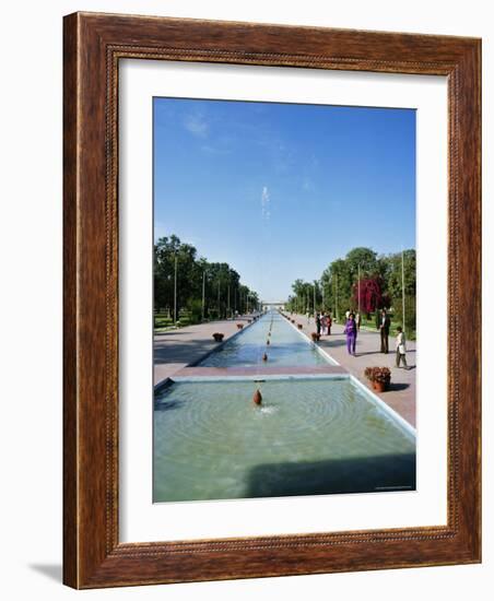 Shalimar (Shalamar) Gardens, Unesco World Heritage Site, Lahore, Punjab, Pakistan, Asia-Robert Harding-Framed Photographic Print