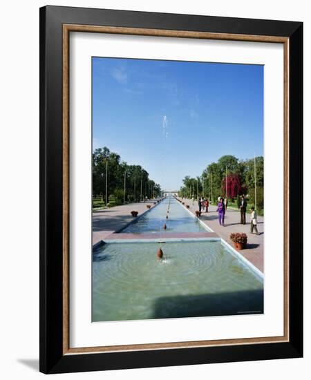 Shalimar (Shalamar) Gardens, Unesco World Heritage Site, Lahore, Punjab, Pakistan, Asia-Robert Harding-Framed Photographic Print